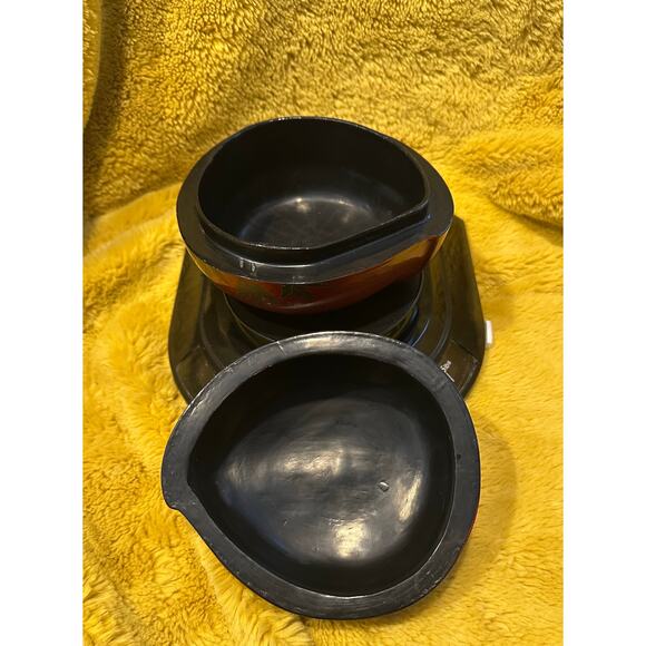 Vtg Chinese Red Lacquered Presentation jewerly trinket Box Strawberries Design - Picture 6 of 11